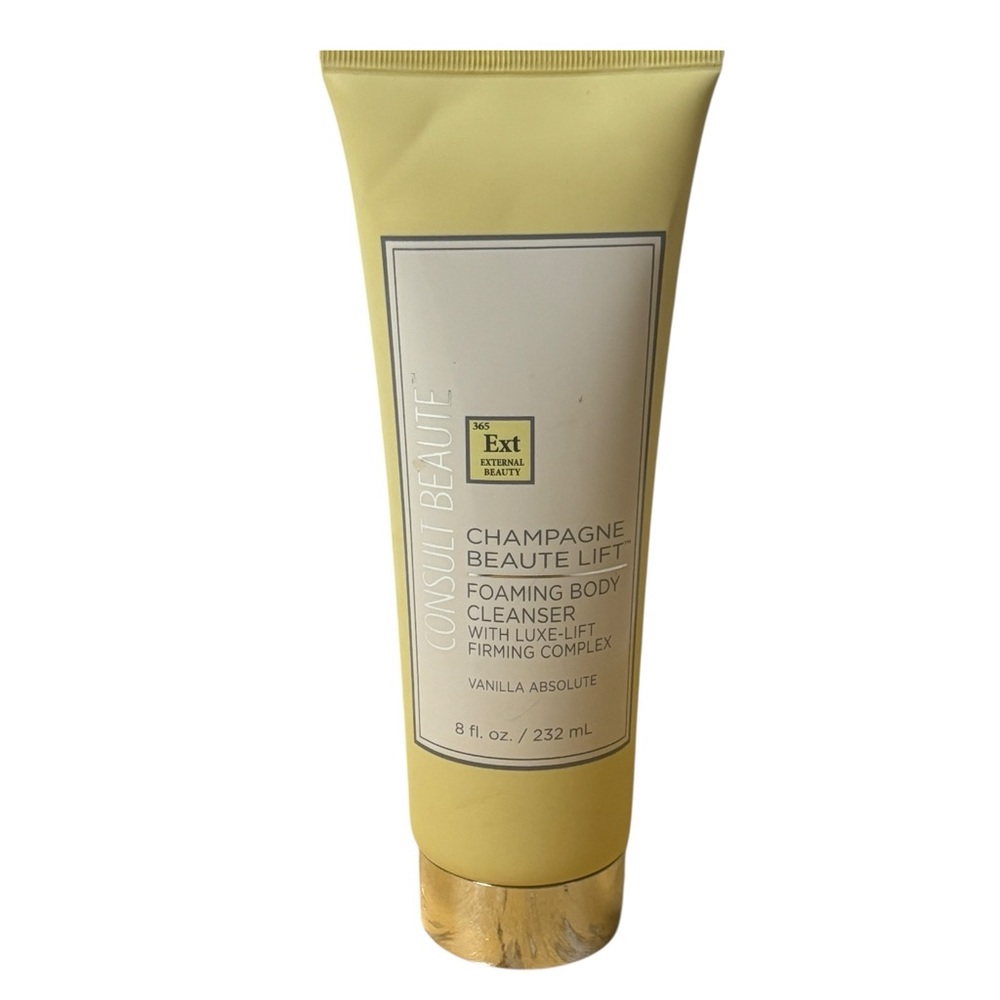 Champagne Beaute Lift Foaming Body Cleanser by Consult Beaute sealed new